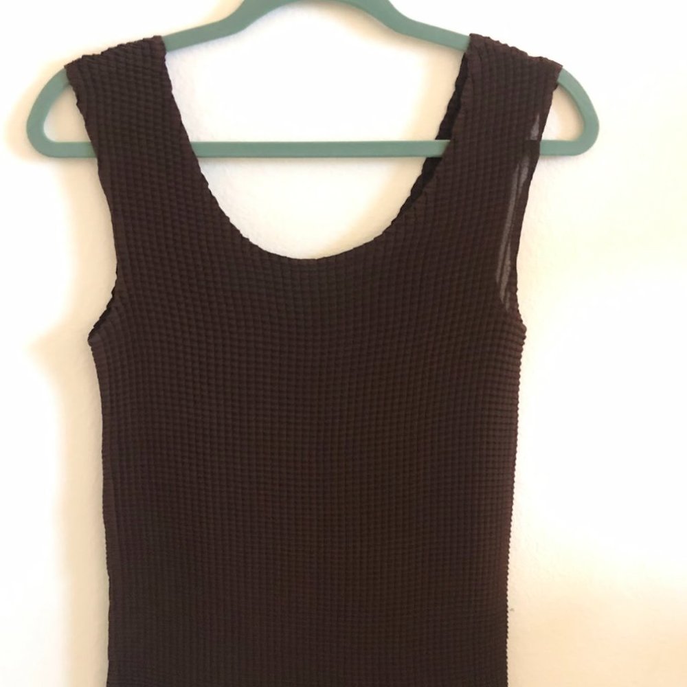 Sear Sucker Brown Tank